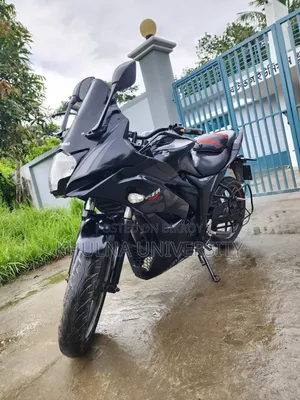 সুজুকি জিক্সার এসএফ ২০১৮ কালো