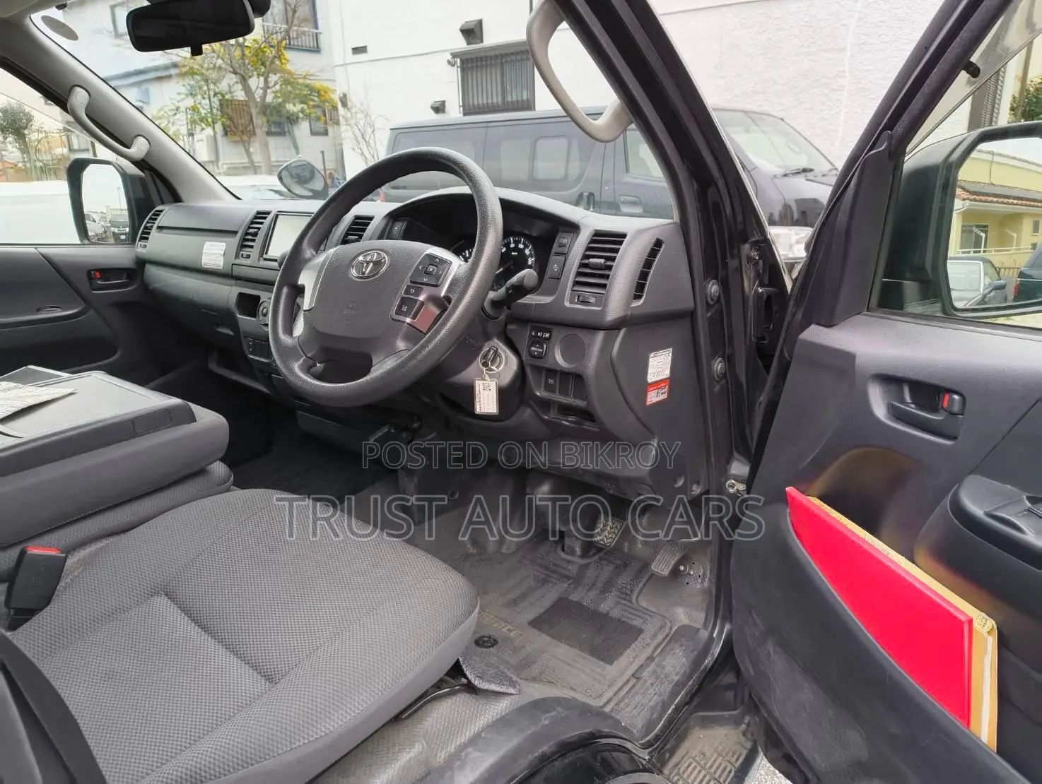Toyota TownAce 2022 Black