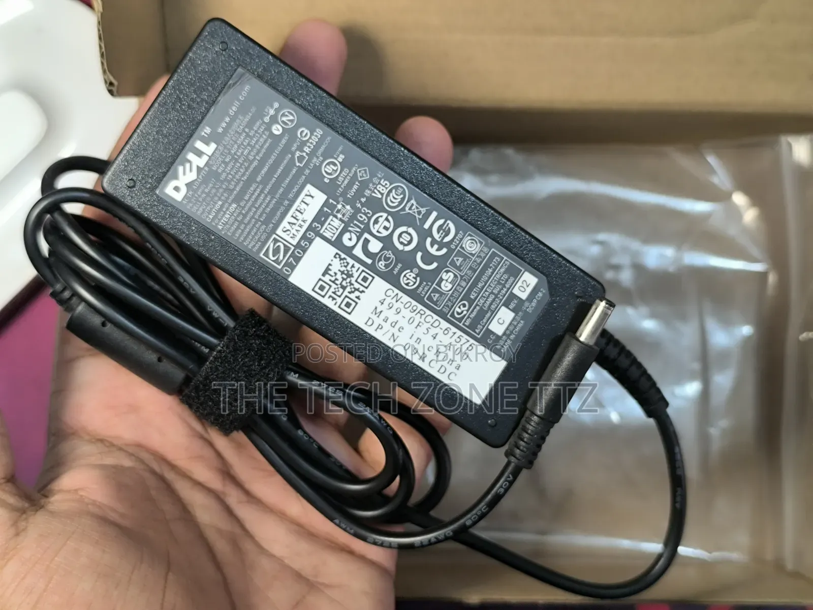 ডেল স্মল পিন ৬৫ওয়াট ল্যাপটপ অ্যাডাপ্টার, ল্যাটিটিউড/ ইন্সপিরন/ এক্সপিএস এর জন্য চার্জার