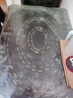Dining table for sale