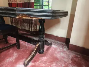 ডাইনিং টেবিল+ ৬ টি চেয়ার