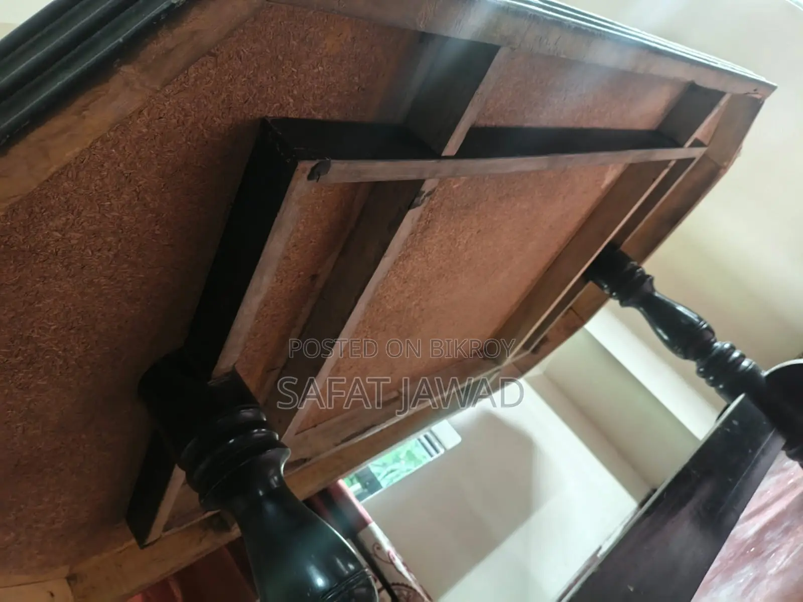 ডাইনিং টেবিল+ ৬ টি চেয়ার