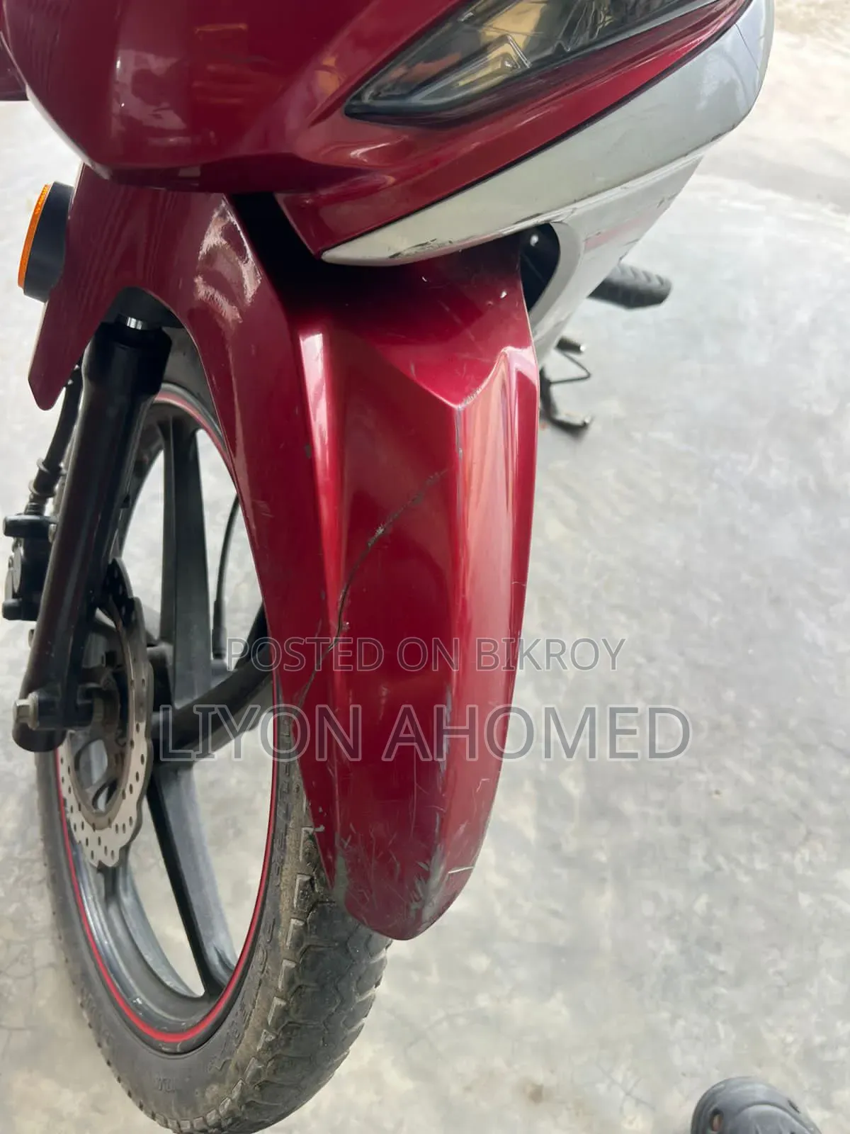 Runner Kite + 110 2017 Red