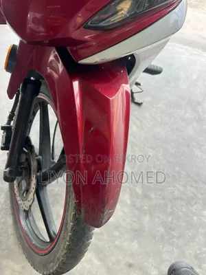 Runner Kite + 110 2017 Red