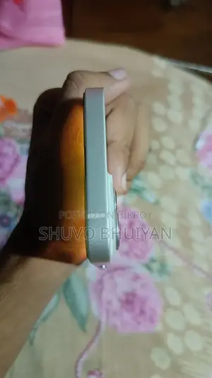 অ্যাপল আইফোন ১৪ ১২৮ জিবি হোয়াইট