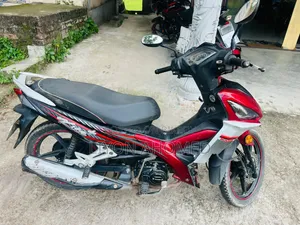 Runner Kite + 110 2017 Red