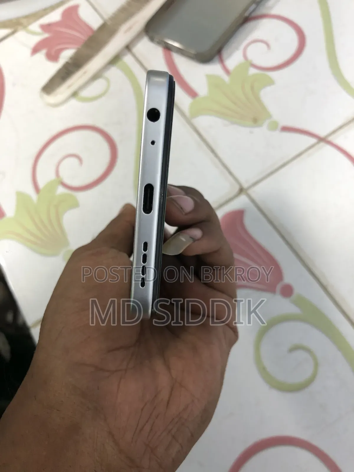 Infinix Hot 60i 256 GB Orange