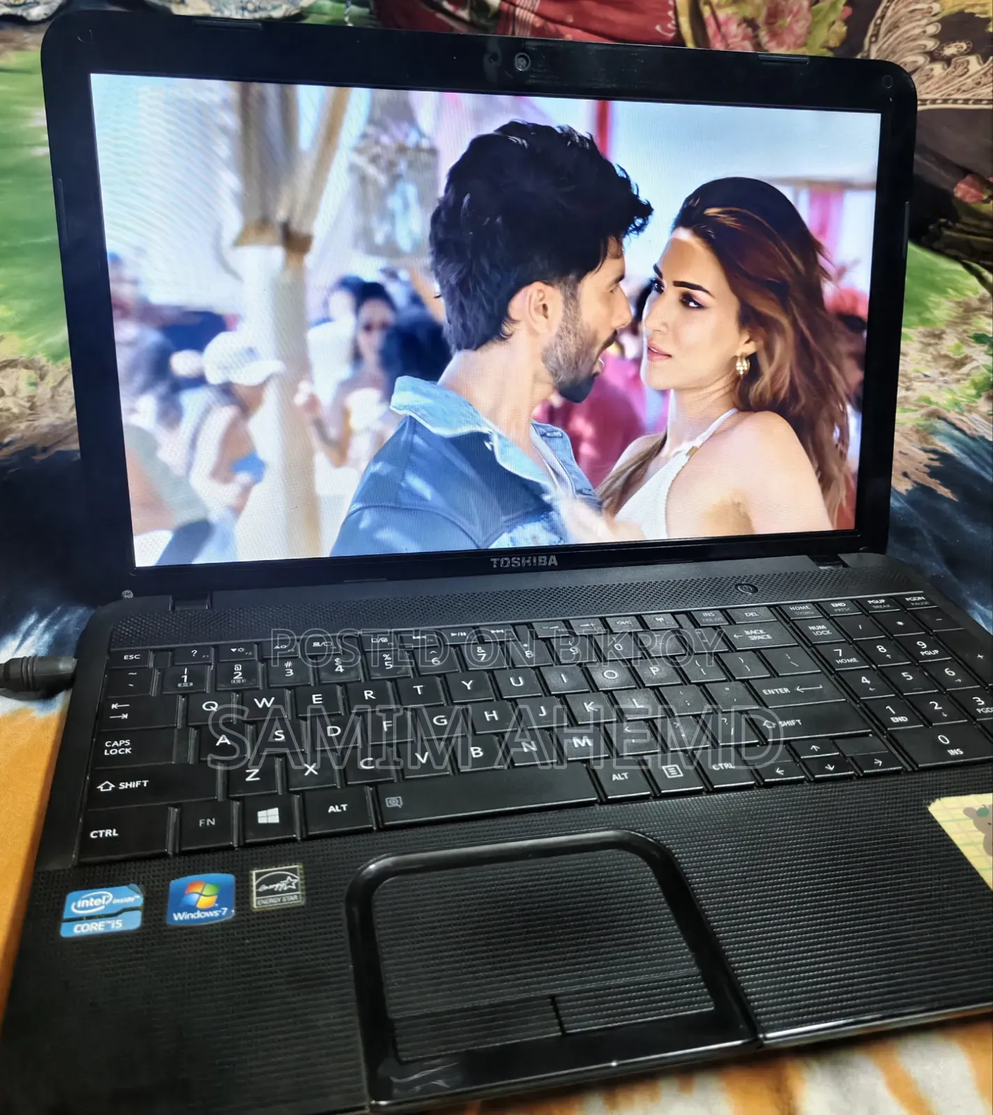 Laptop Toshiba Satellite C850 4GB Intel Core I5 SSD 128GB