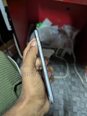 Apple iPhone 6 64 GB Silver