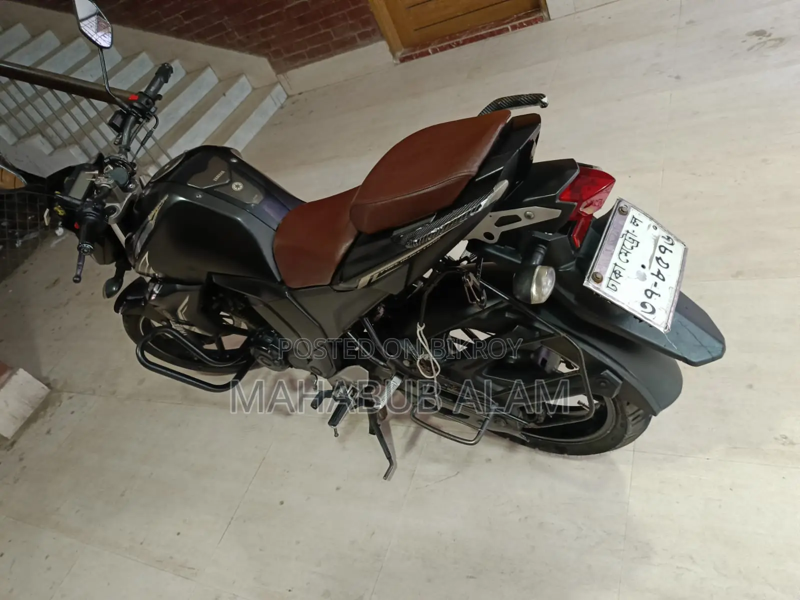 Yamaha 2018 Black