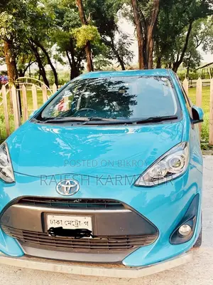 Toyota Aqua 2017 নীল
