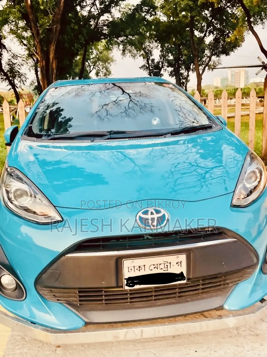 Toyota Aqua 2017 নীল