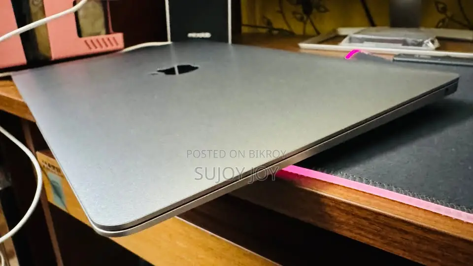 ল্যাপটপ Apple MacBook ২০১৮ ৮জিবি Intel Core I5 এসএসডি ১২৮জিবি