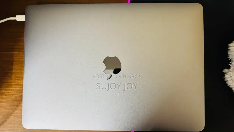 ল্যাপটপ Apple MacBook ২০১৮ ৮জিবি Intel Core I5 এসএসডি ১২৮জিবি