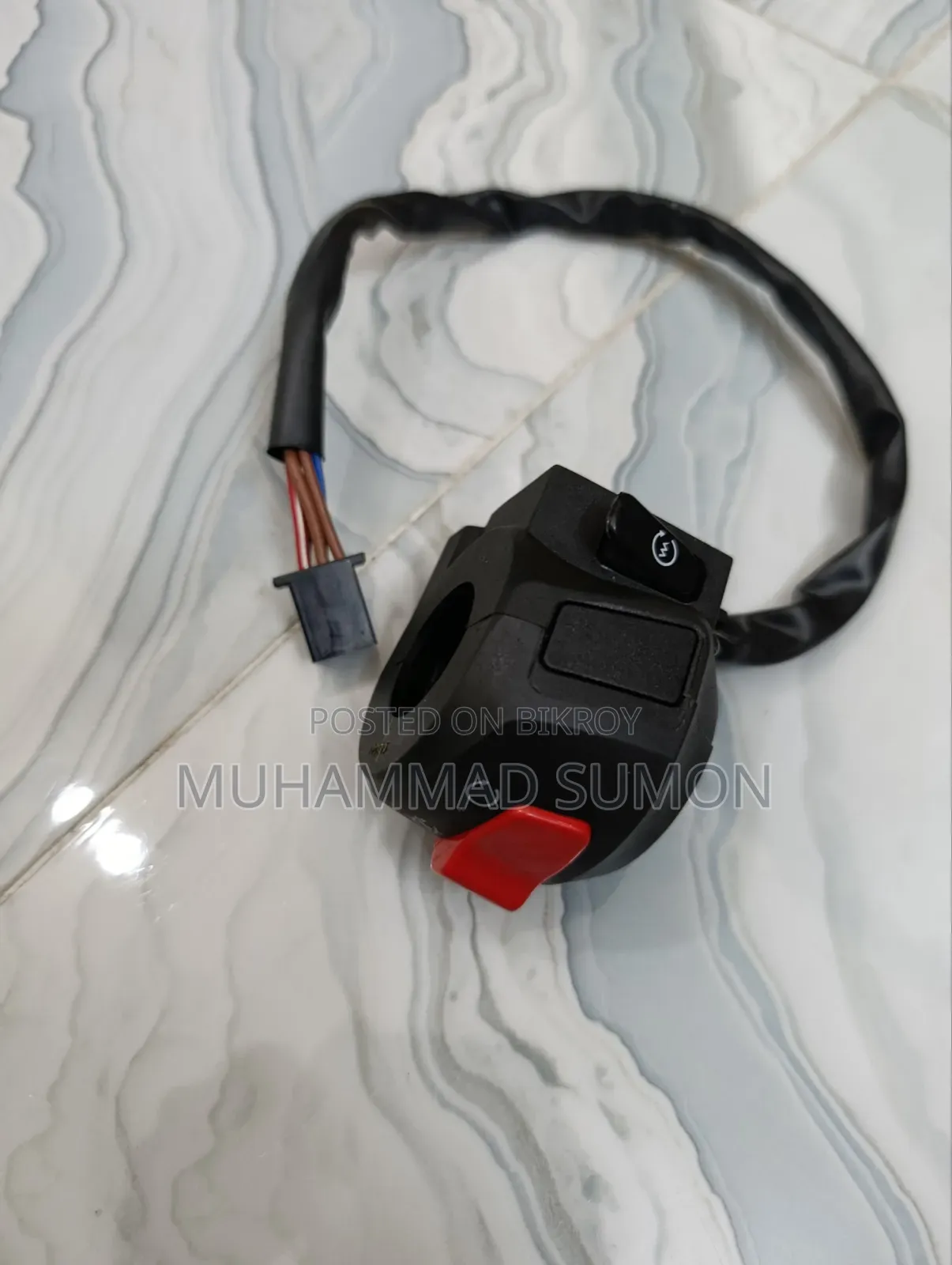 Yamaha FZS V2 (Stock) Original Right Handle Switch/ Chapa