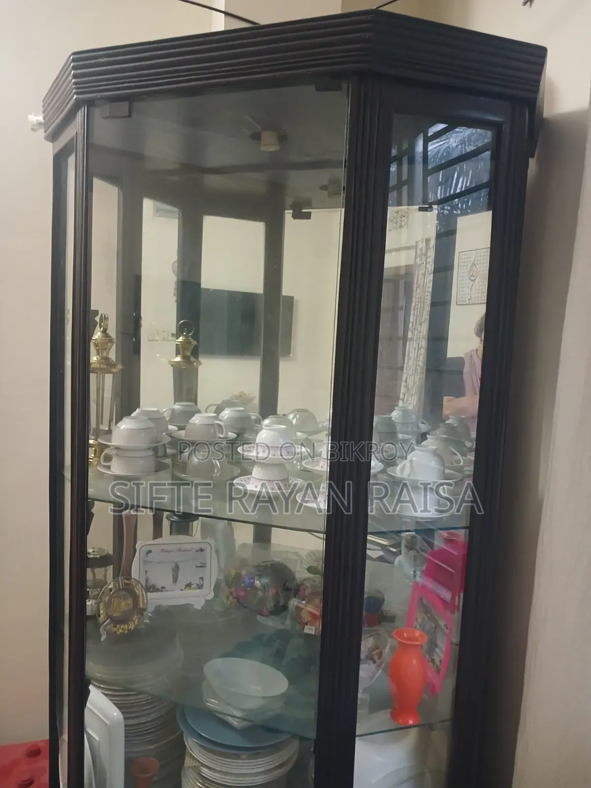 Glass Showcase