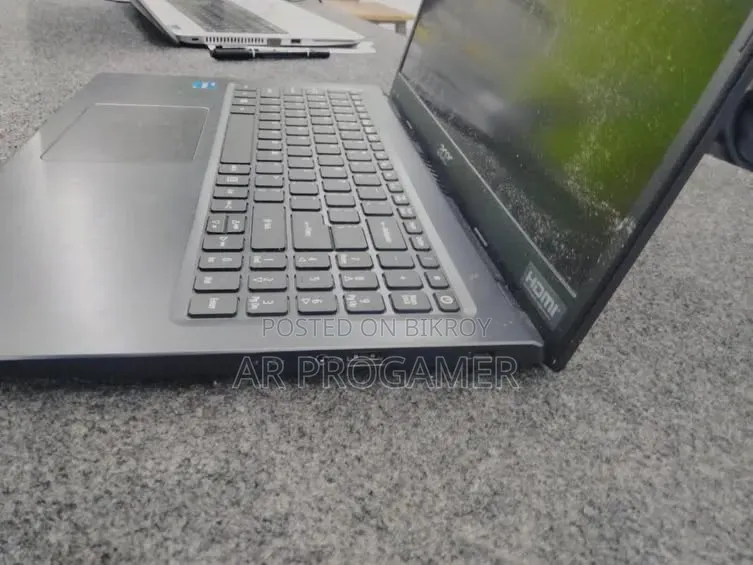 Laptop Asus 1015E 16GB Intel Core I5 SSD 1.5T