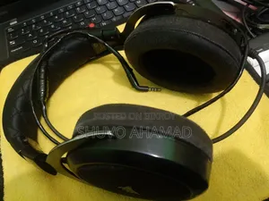 Corsair HS60 Gaming Headphone