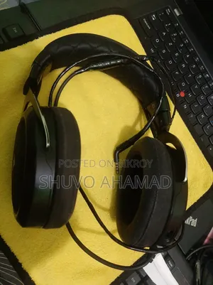Corsair HS60 Gaming Headphone