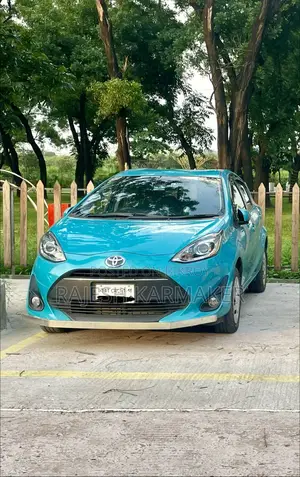 Toyota Aqua 2017 নীল