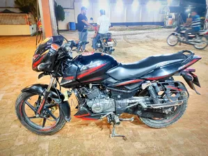 বাজাজ পালসার ১৫০ ২০১৮ ব্ল্যাক