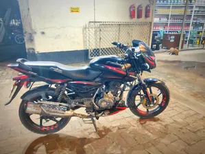 বাজাজ পালসার ১৫০ ২০১৮ ব্ল্যাক
