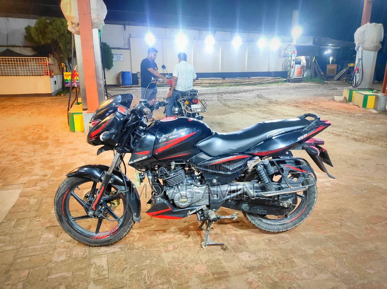 বাজাজ পালসার ১৫০ ২০১৮ ব্ল্যাক
