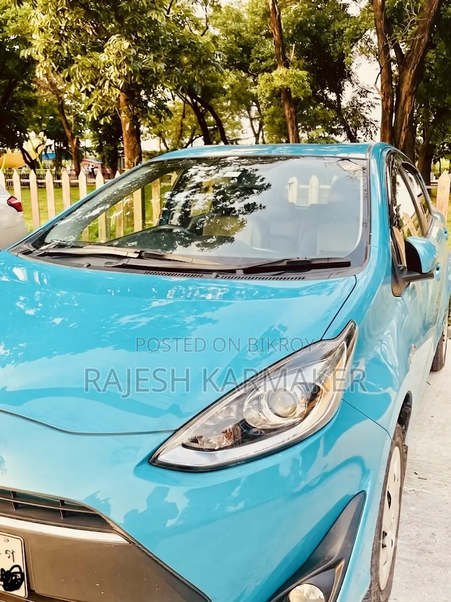Toyota Aqua 2017 নীল