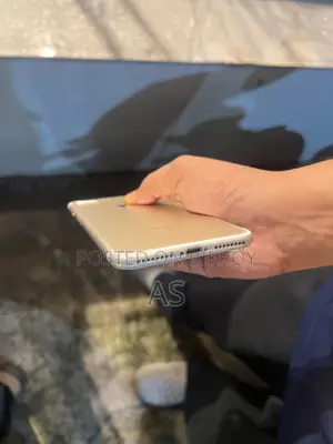 Apple iPhone 7 Plus 128 GB Gold