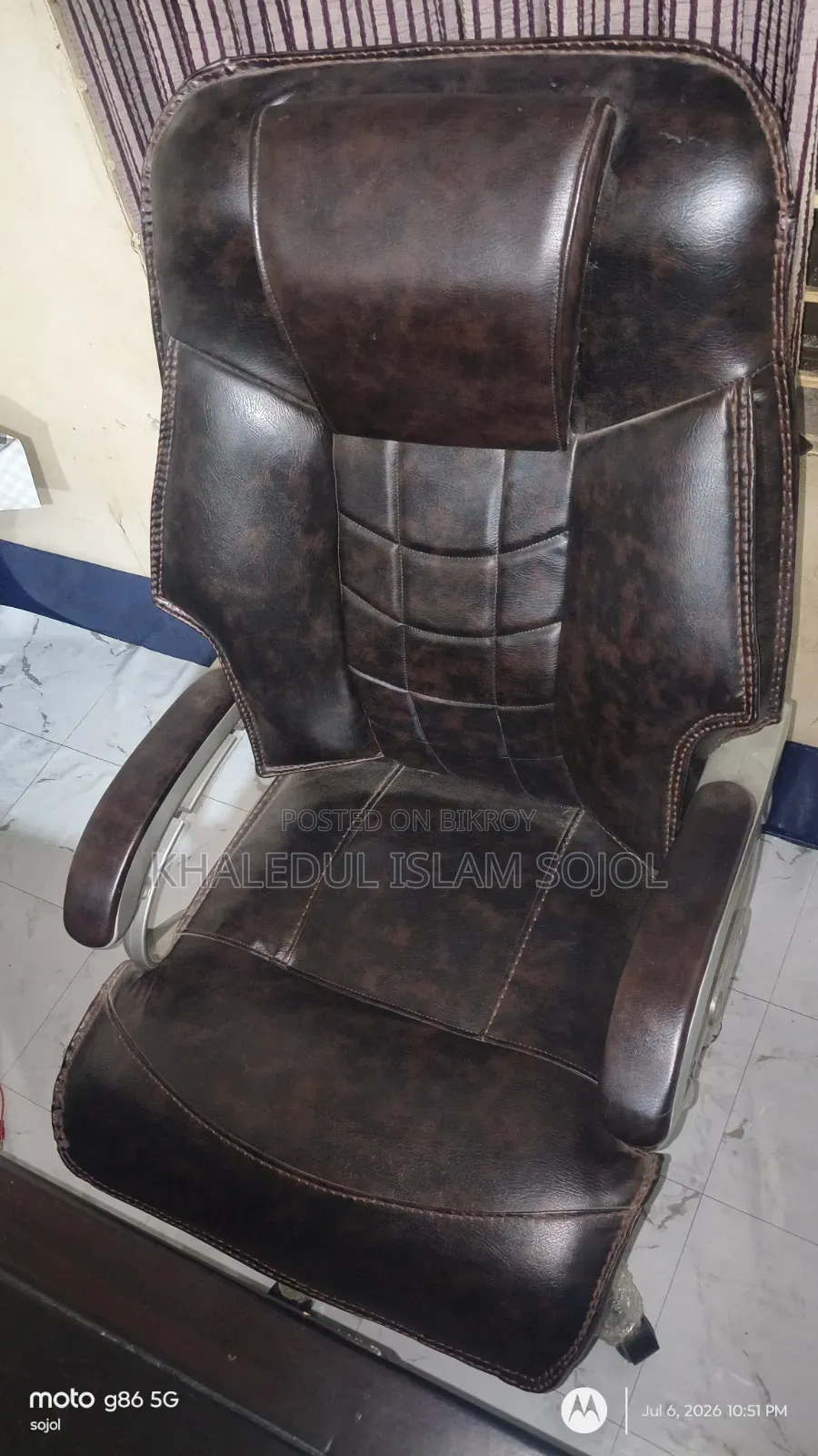 টেবিল চেয়ার অফিস সেটআপ