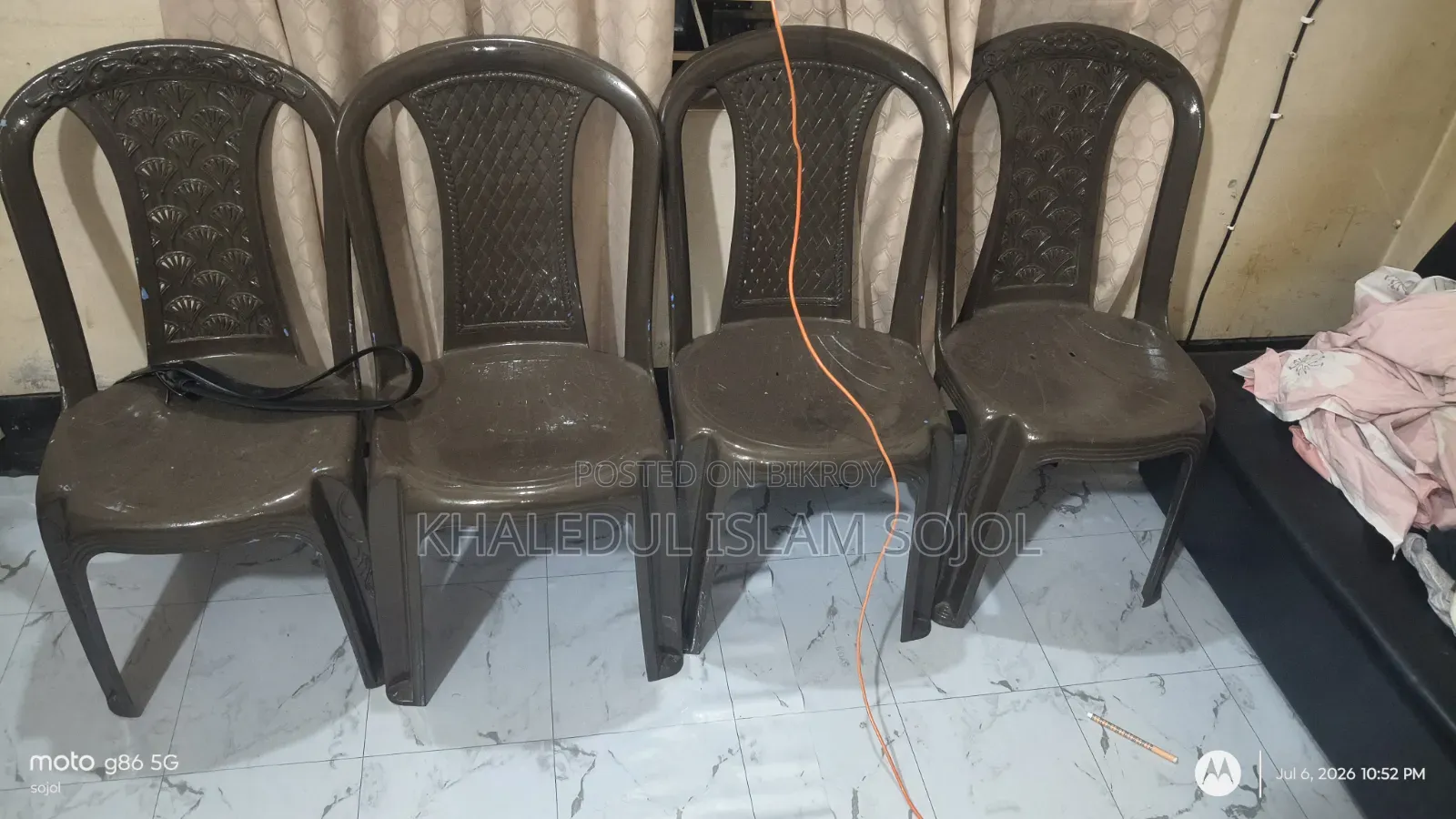 টেবিল চেয়ার অফিস সেটআপ