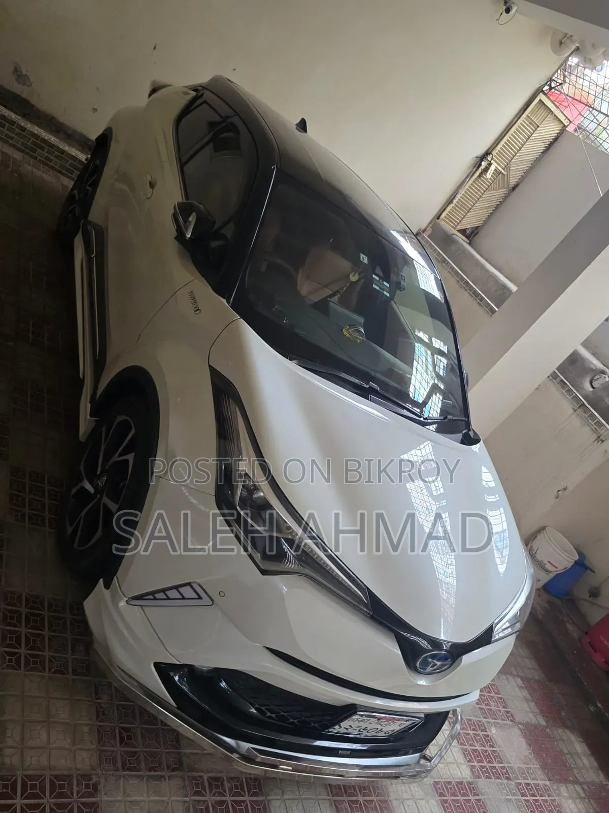 টয়োটা সি-এইচআর ২০১৭ পার্ল
