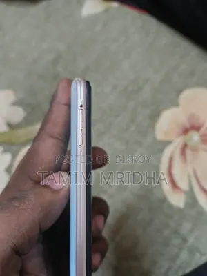 Vivo Y19 128 GB Blue