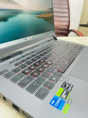 Laptop Asus ROG Strix G16 32GB Intel Core I7 SSD 512GB