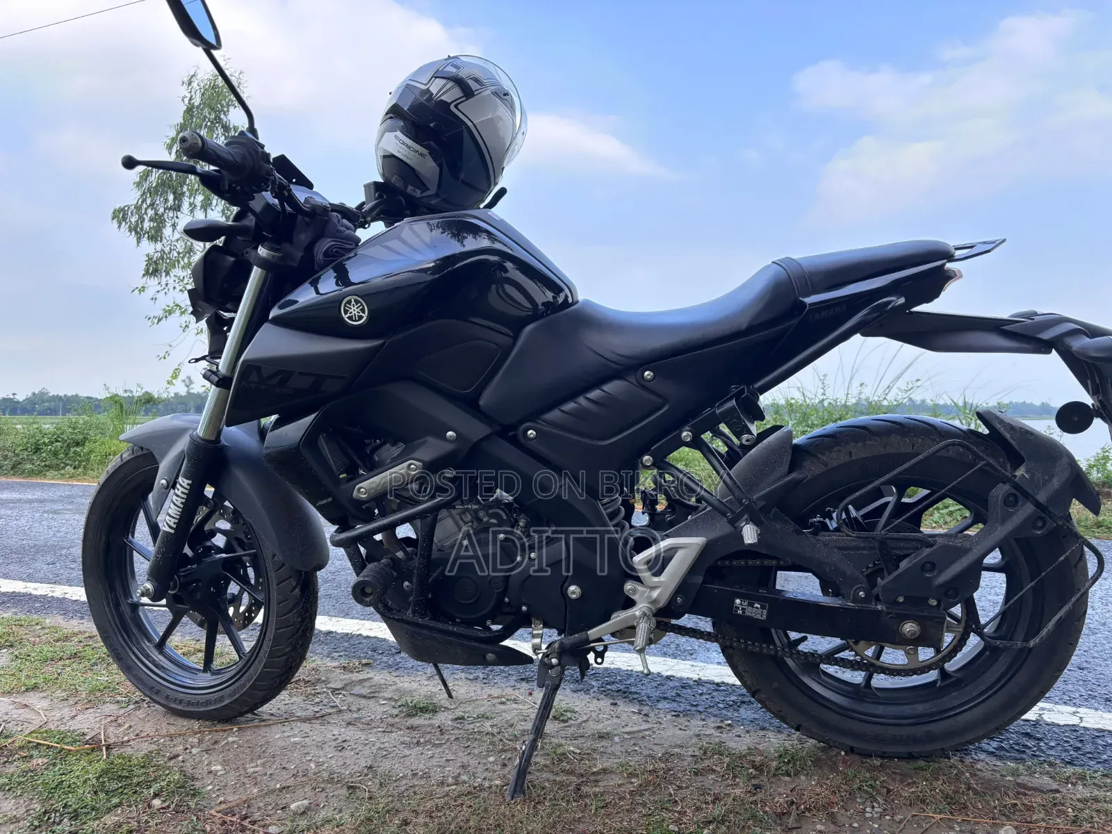 Yamaha 2024 Black