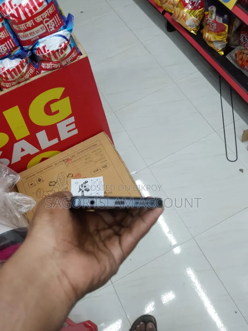 Infinix Hot 30 128 GB Black