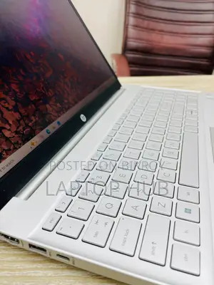Laptop HP Pavilion 15-Eh0050wm 16GB Intel Core I7 SSD 512GB