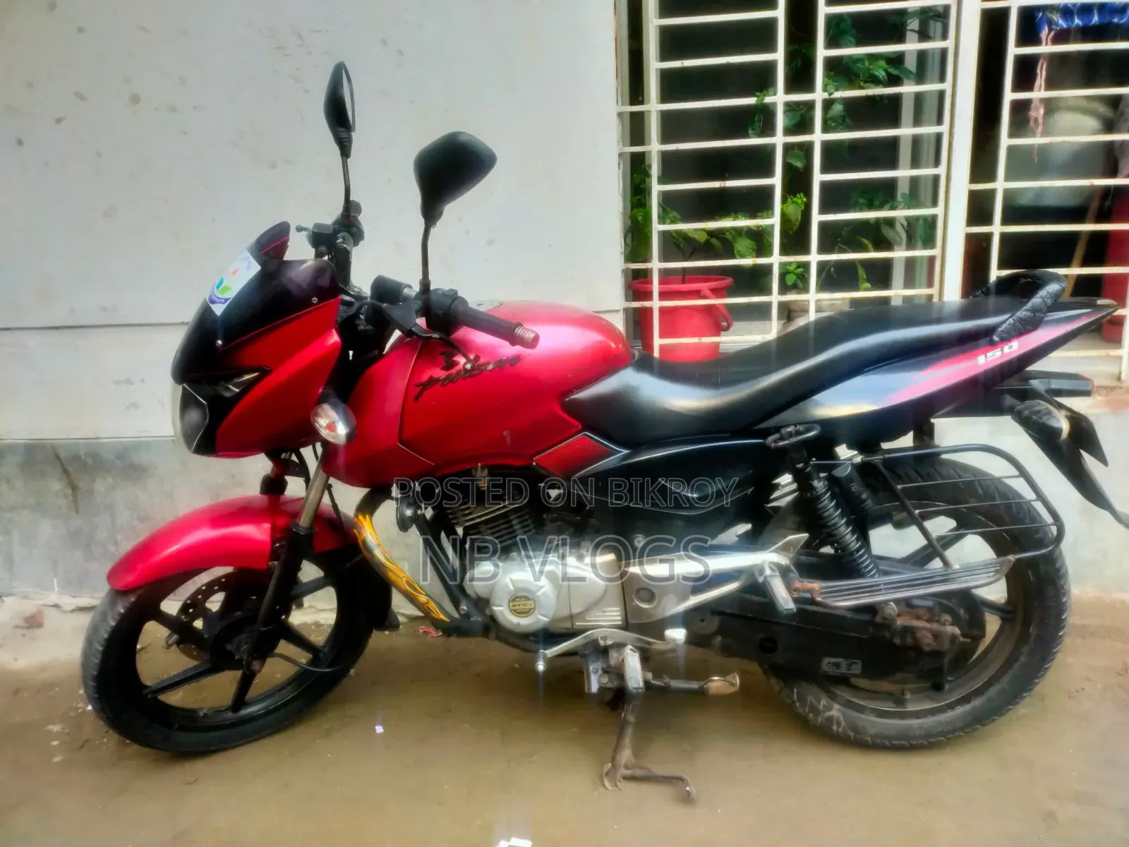 Bajaj Pulsar 150 2012 Red