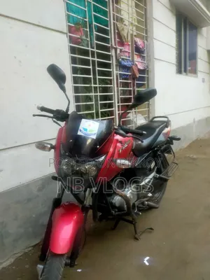 Bajaj Pulsar 150 2012 Red