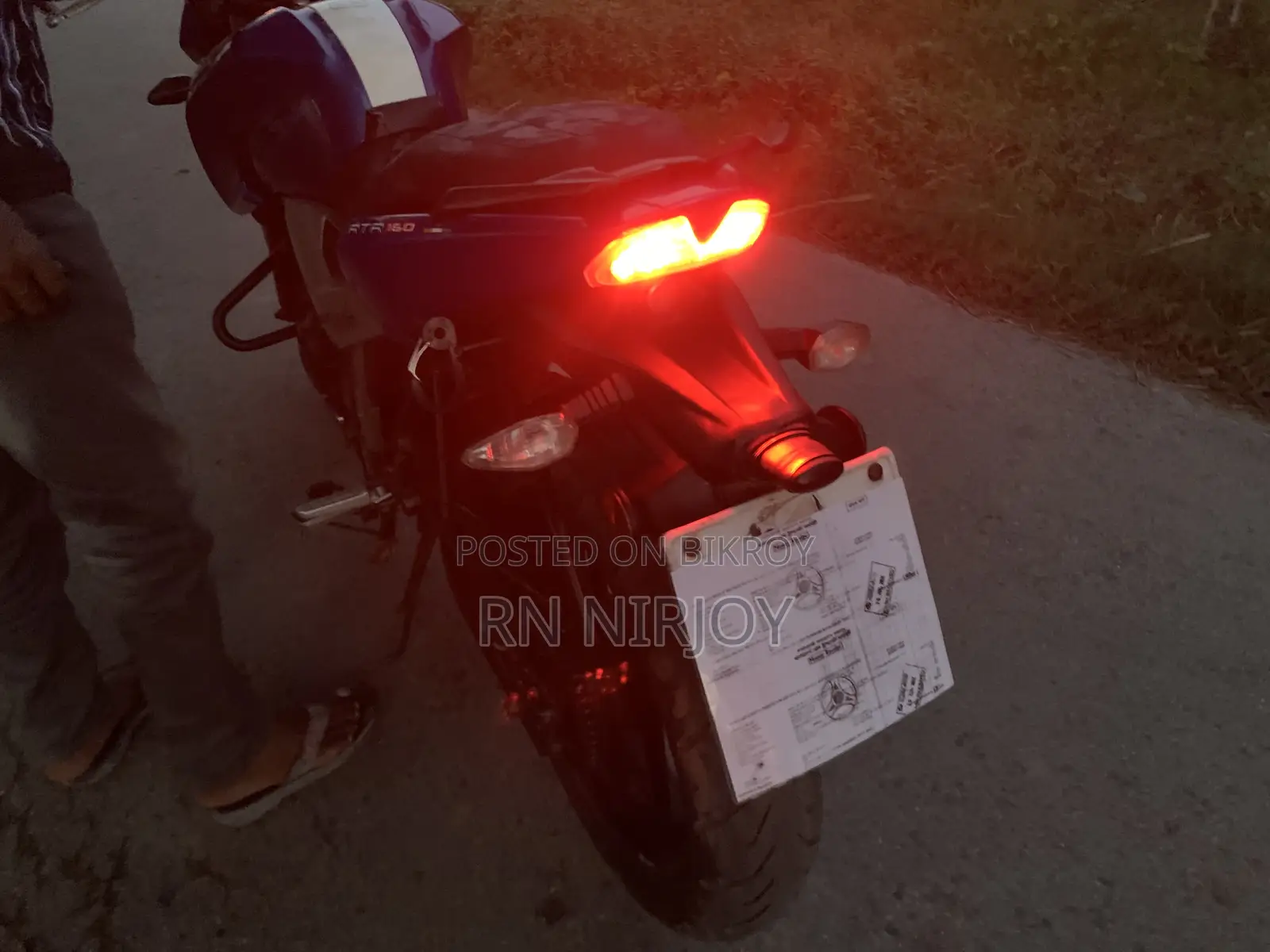 TVS Apache RTR 160 4V 2021 Blue