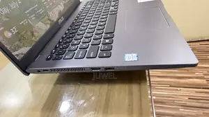 Laptop Asus Vivobook 15 12GB Intel Core i5 HDD+SSD 1.5T