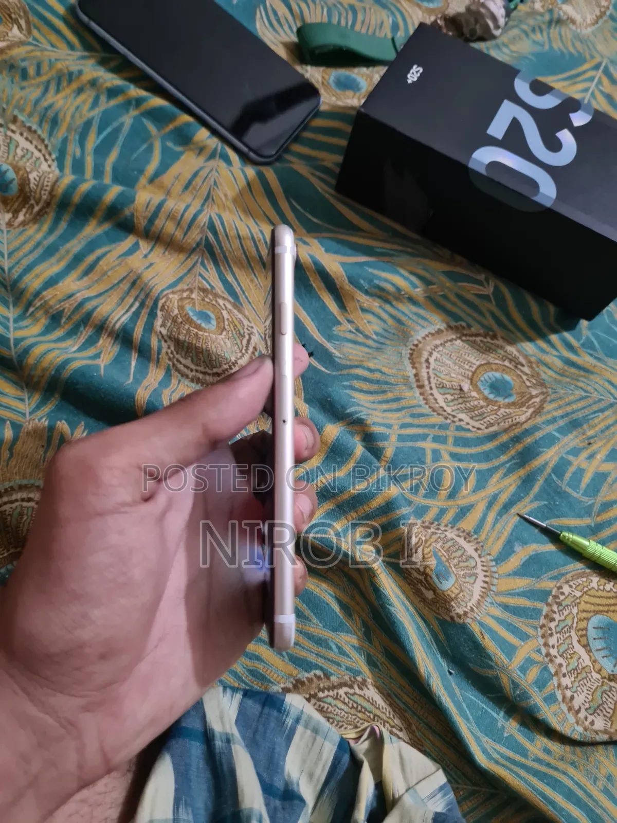 Apple iPhone 7 128 GB Gold