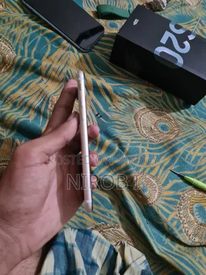 Apple iPhone 7 128 GB Gold