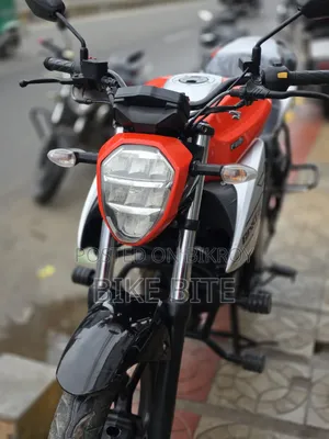 Suzuki Gixxer Fi ABS 2023 Orange