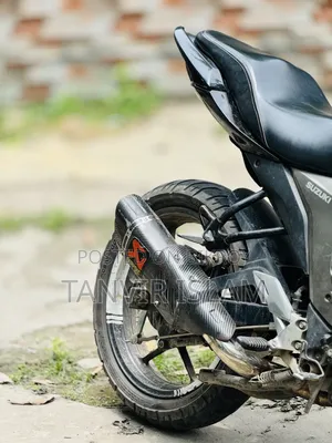 নতুন আর১ ২০২৫ ব্ল্যাক