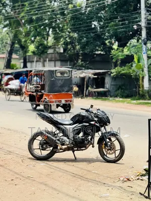 নতুন আর১ ২০২৫ ব্ল্যাক