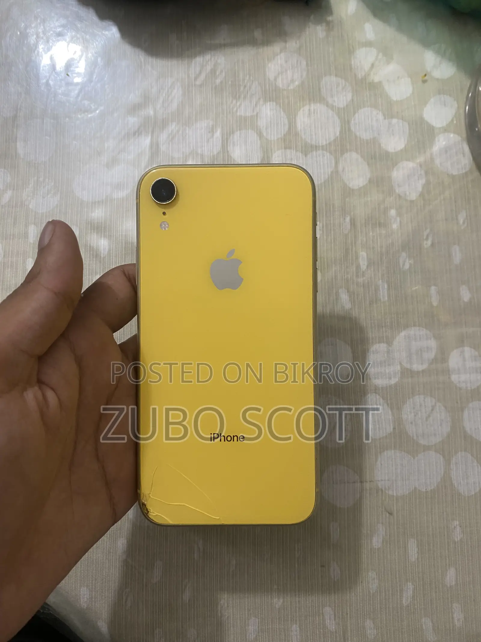 Apple iPhone XR 64 GB Yellow