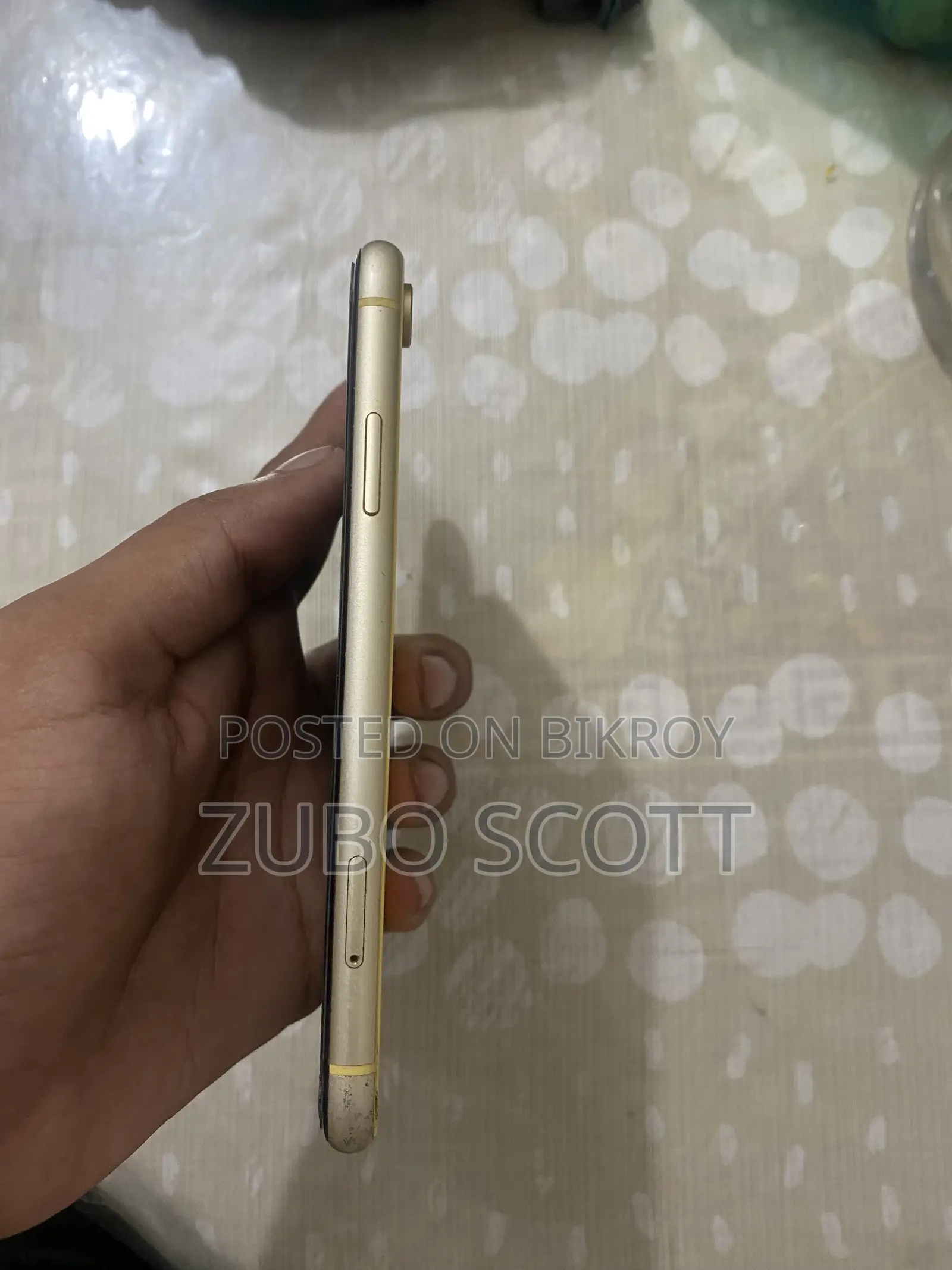 Apple iPhone XR 64 GB Yellow