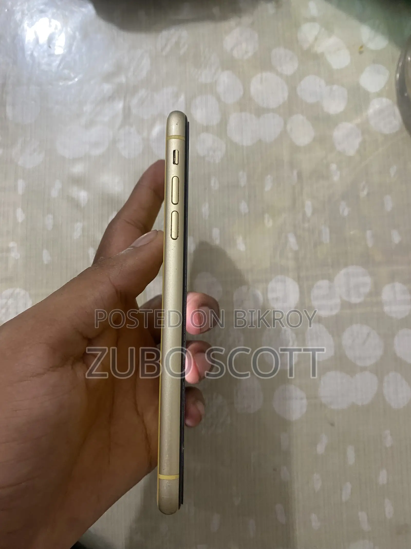 Apple iPhone XR 64 GB Yellow