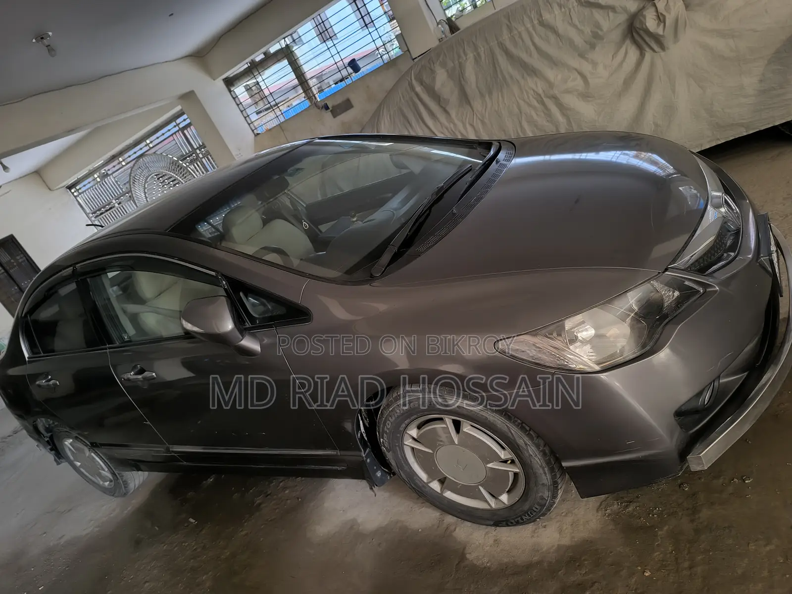 Honda Civic Hybrid 2010 Silver